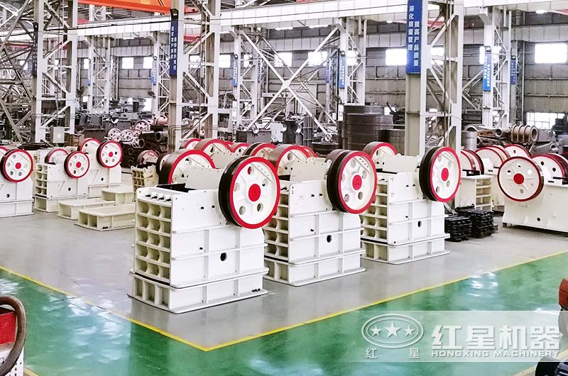 顎式粉碎機(jī)廠家 顎式粉碎機(jī)廠家