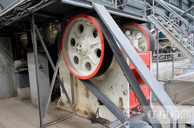 廣西用戶的PE系列57顎破機應用現(xiàn)場 廣西用戶的PE系列57顎破機應用現(xiàn)場